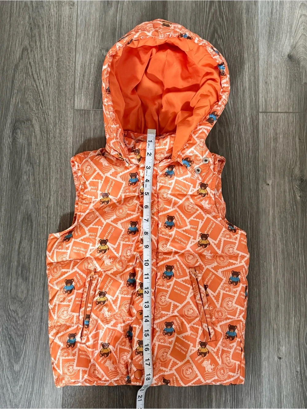 Montagut Snowboard Orange Puffer Vest with Removable Hood Size 120/60CM